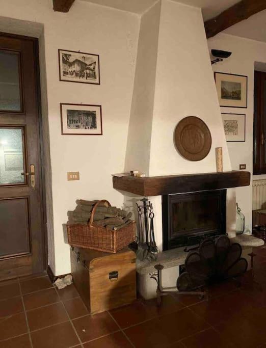 Villa Giardino Con Pontile Sul Lago D'Orta In Riva 奥尔塔圣朱利奥 外观 照片
