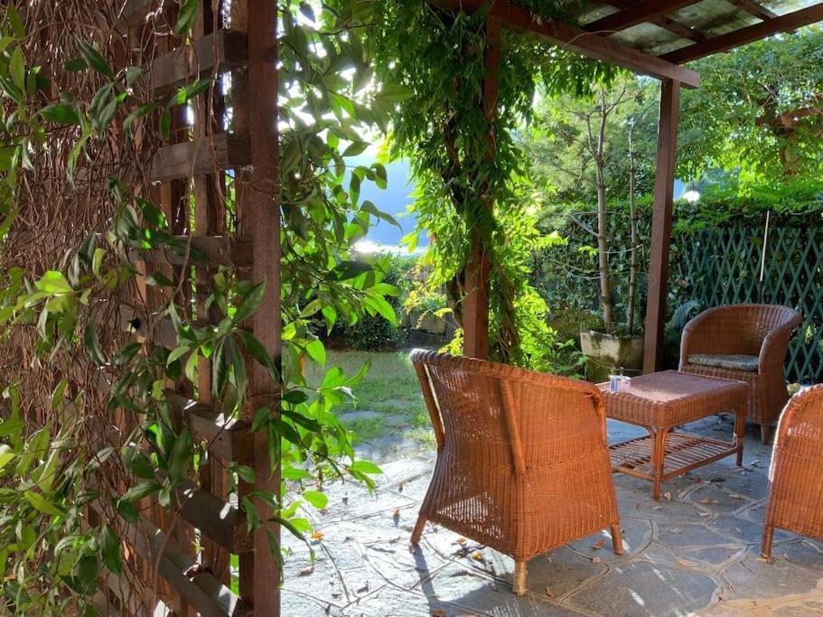 Villa Giardino Con Pontile Sul Lago D'Orta In Riva 奥尔塔圣朱利奥 外观 照片