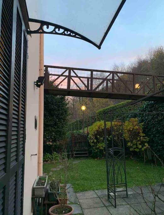 Villa Giardino Con Pontile Sul Lago D'Orta In Riva 奥尔塔圣朱利奥 外观 照片