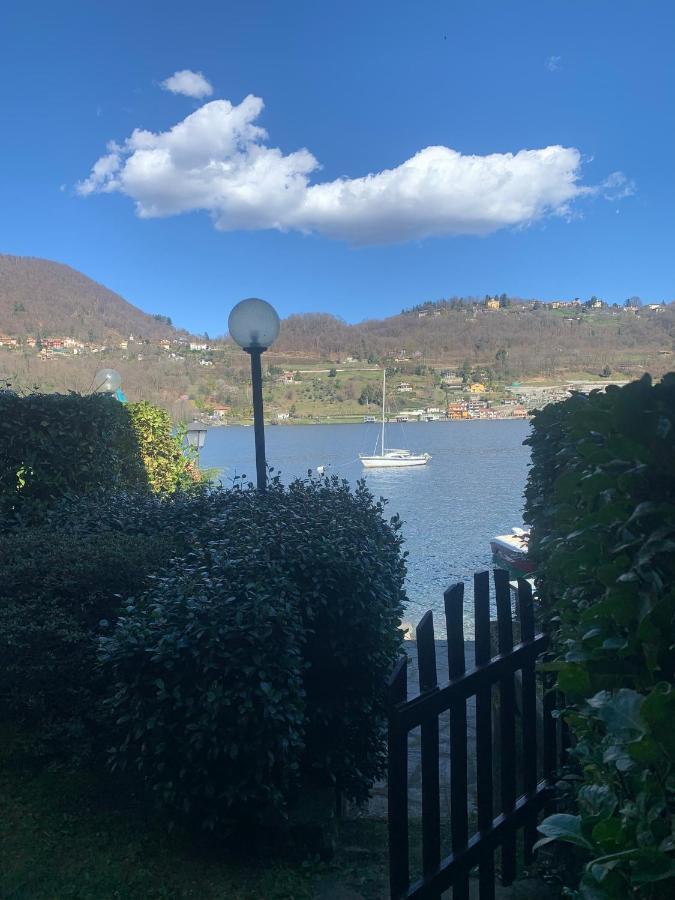 Villa Giardino Con Pontile Sul Lago D'Orta In Riva 奥尔塔圣朱利奥 外观 照片